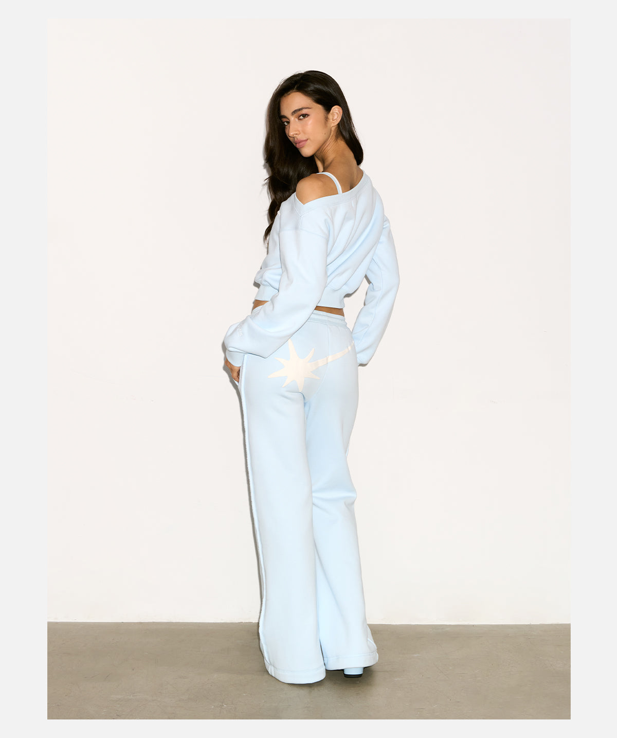 BASIC STAR OFF SHOULDER TOP