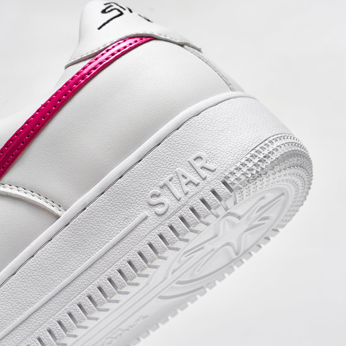 SKYSOLDIER WHITE/ROSE LT