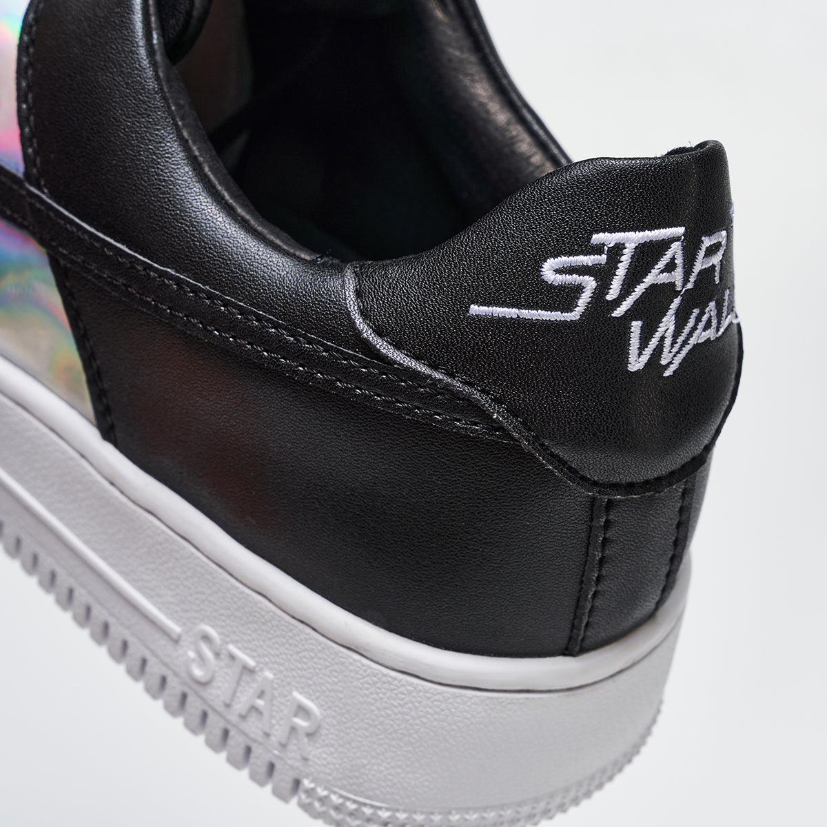 SKYSOLDIER black/black lt