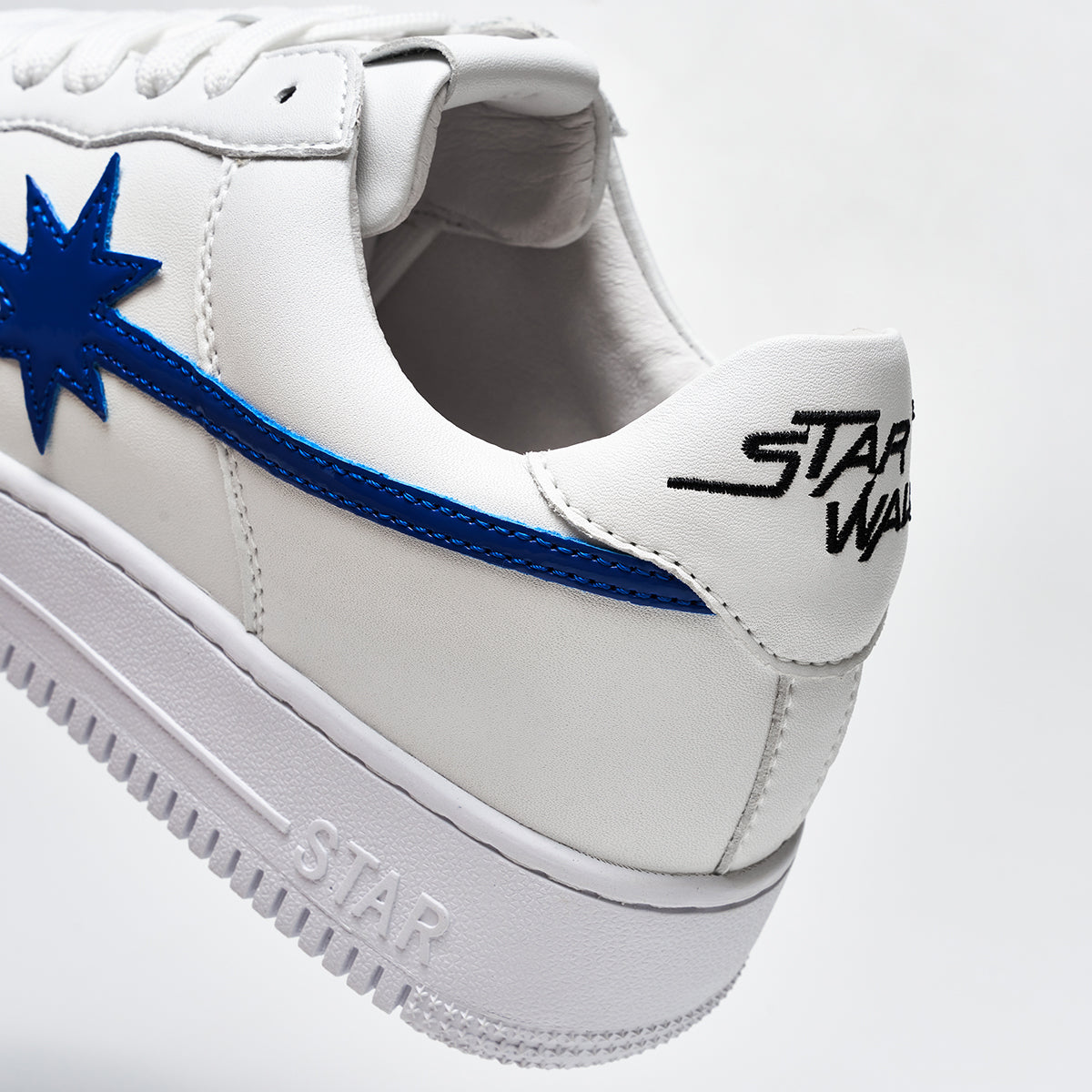 SKYSOLDIER WHITE/BLUE LT