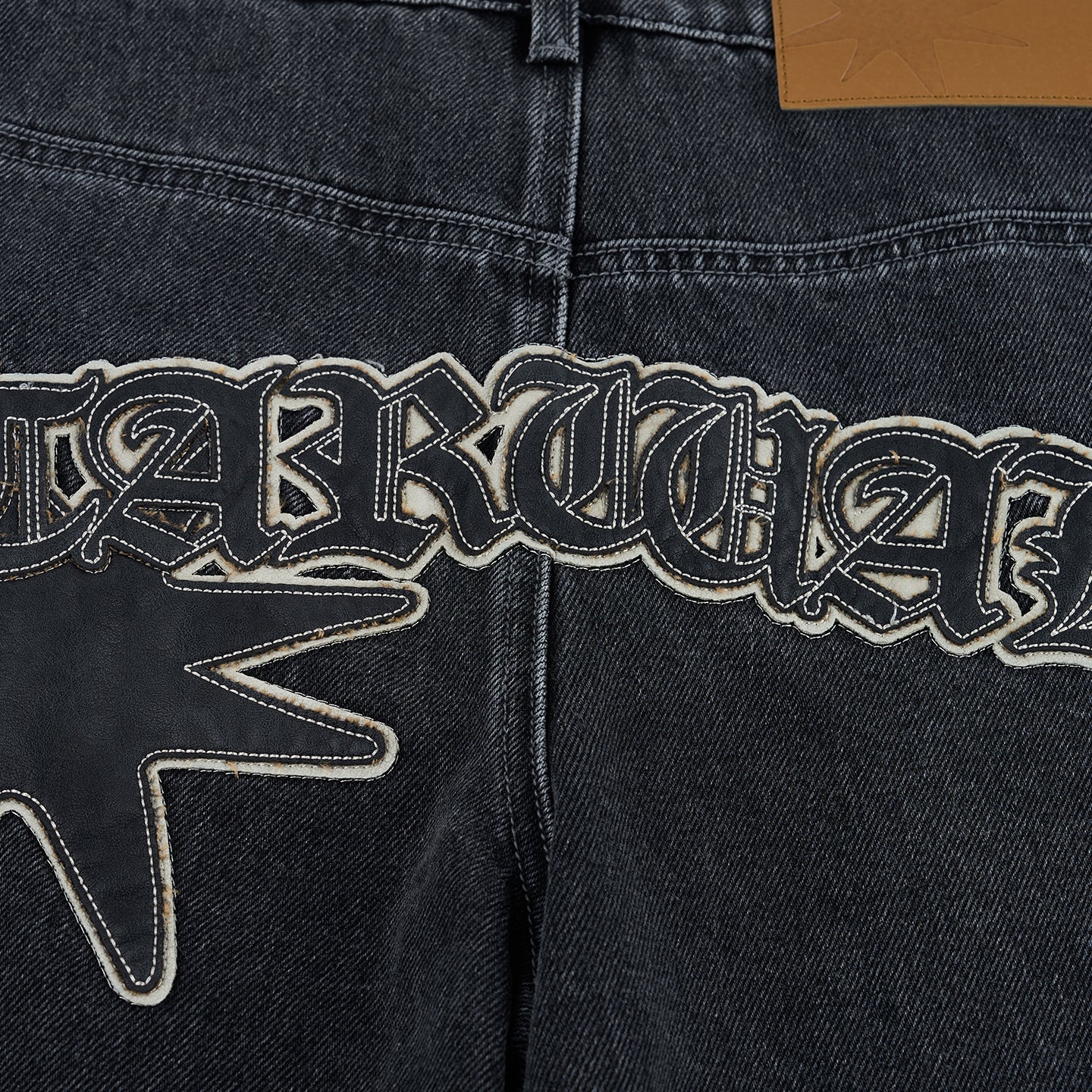 STAR BAGGY JEANS