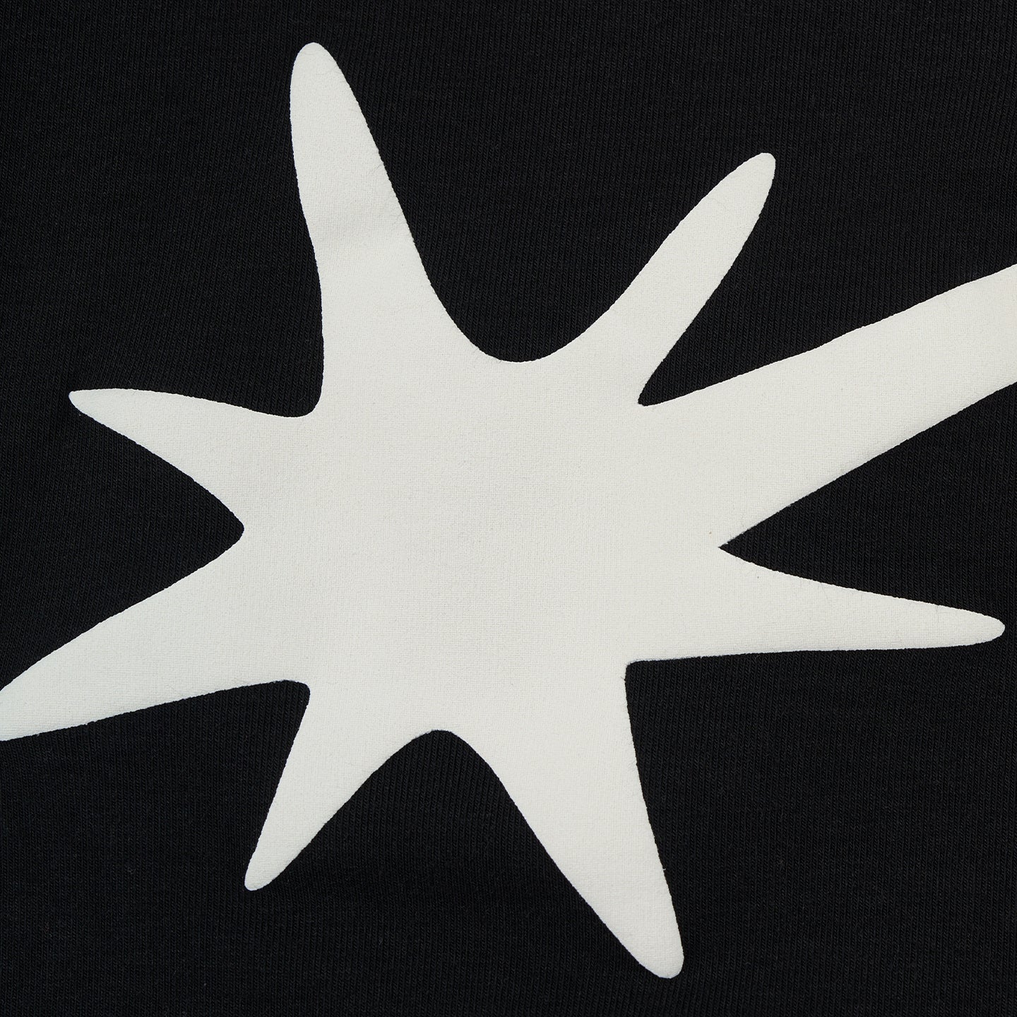 BASIC STAR U-NECK TOP