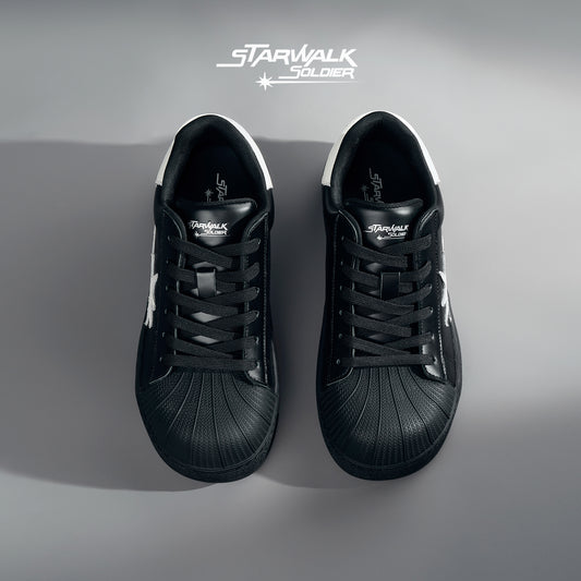 CONDUCTOR BLACK&WHITE